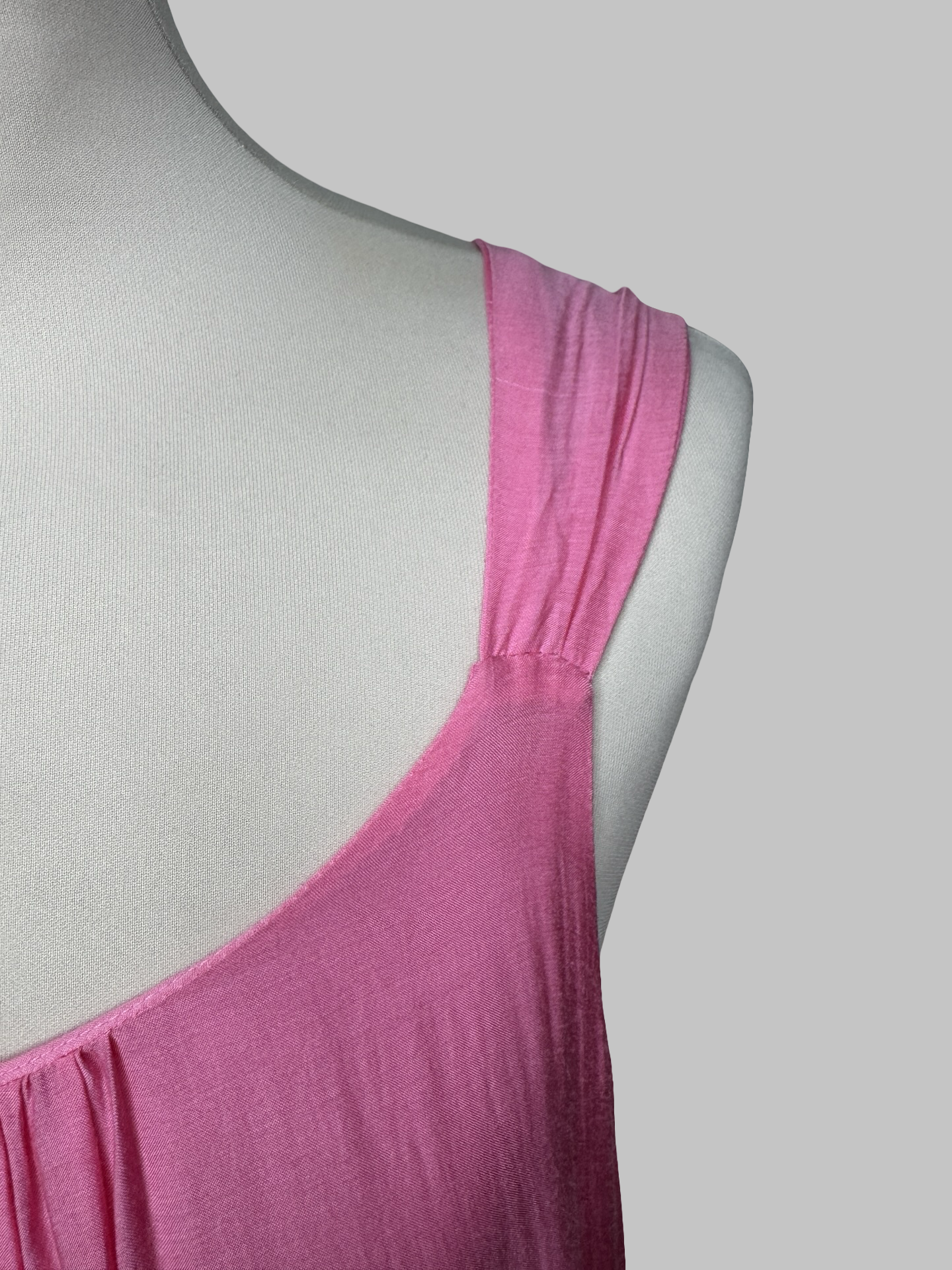 Robe Adori