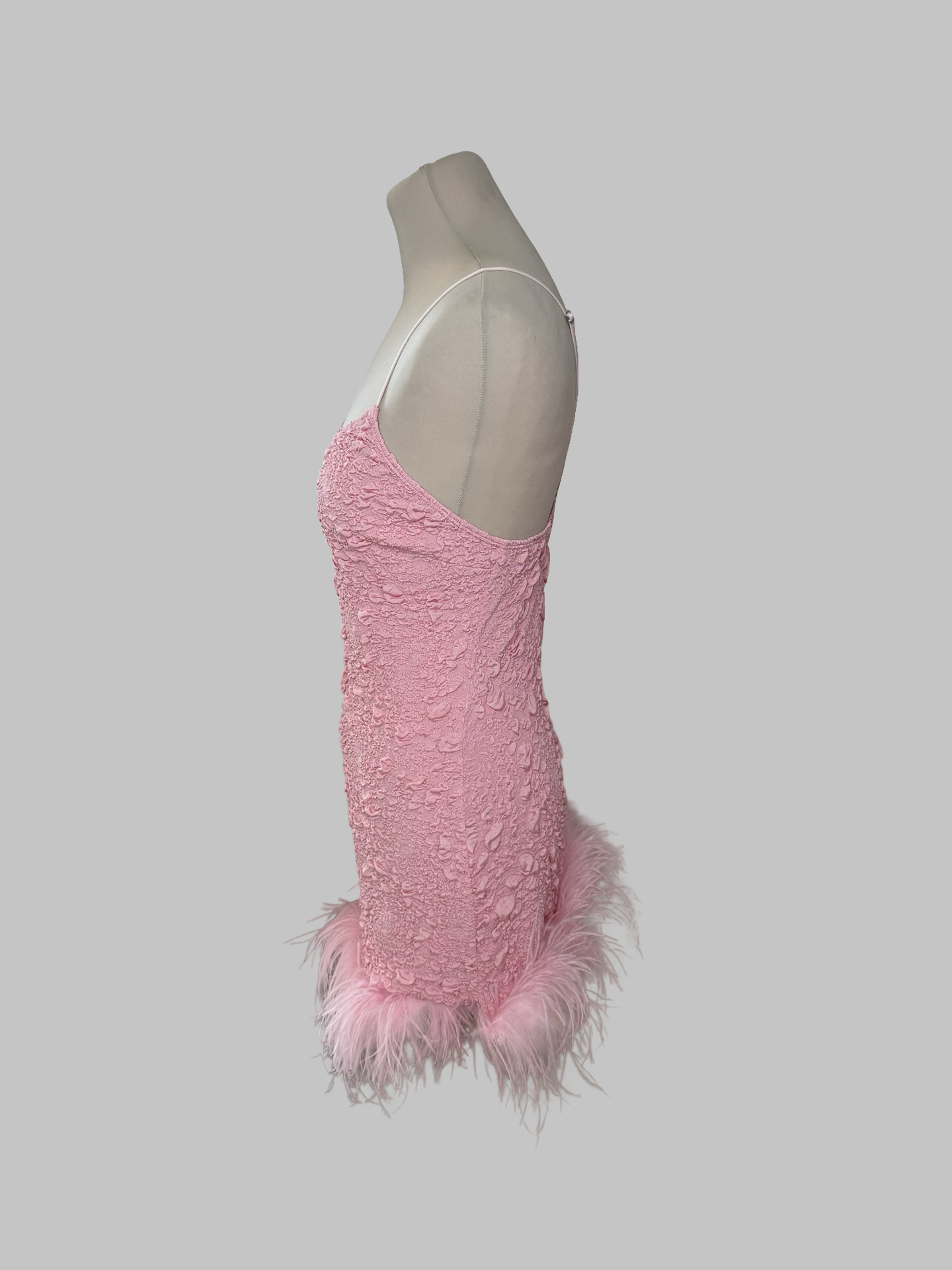 Robe Leslie Amon