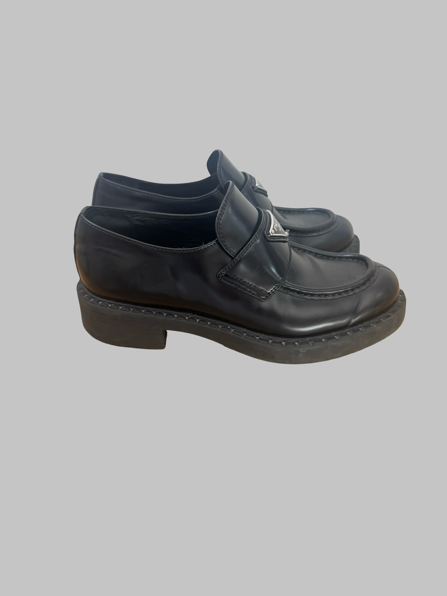 Mocassins Prada