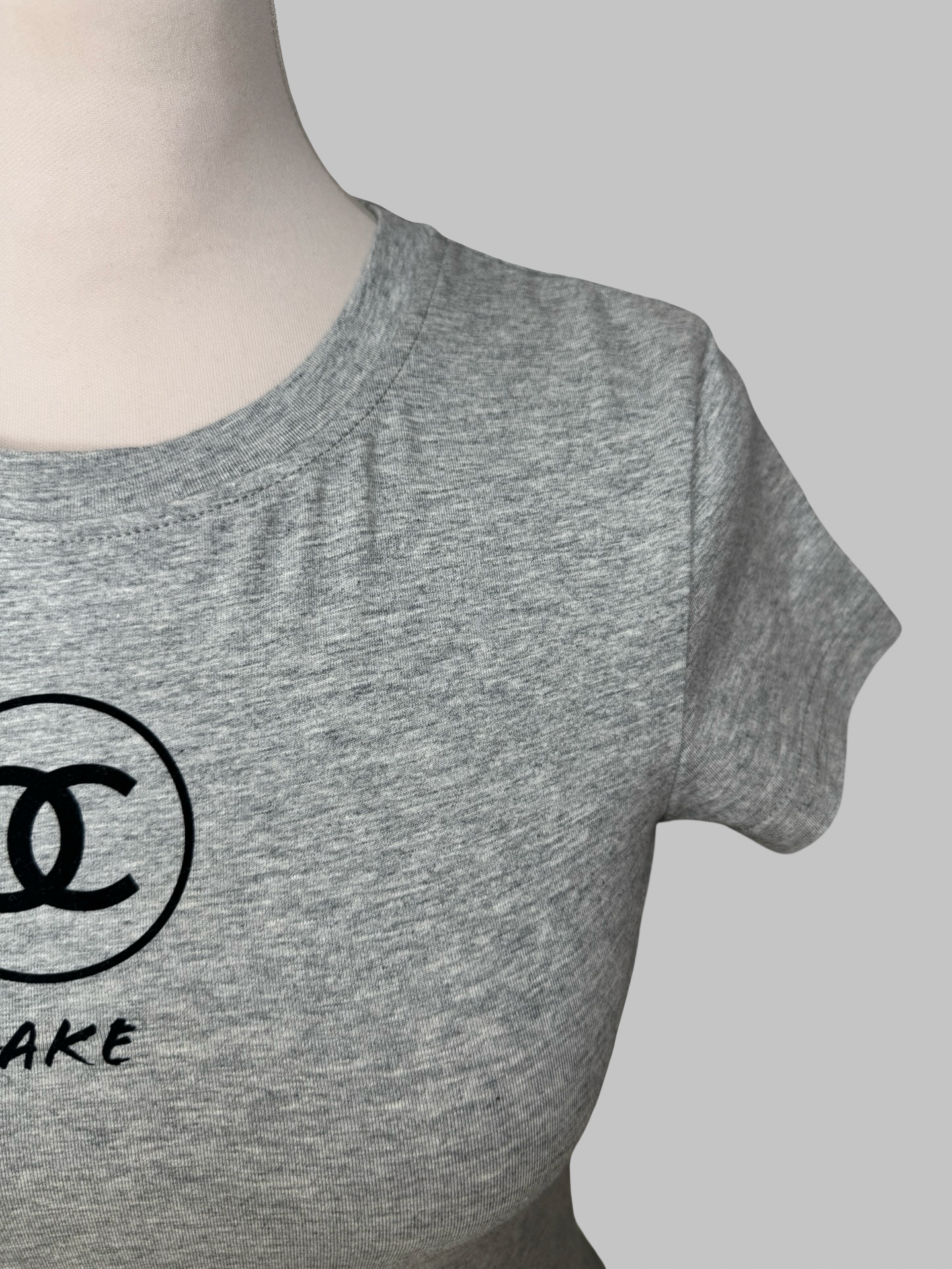 Tee Fake
