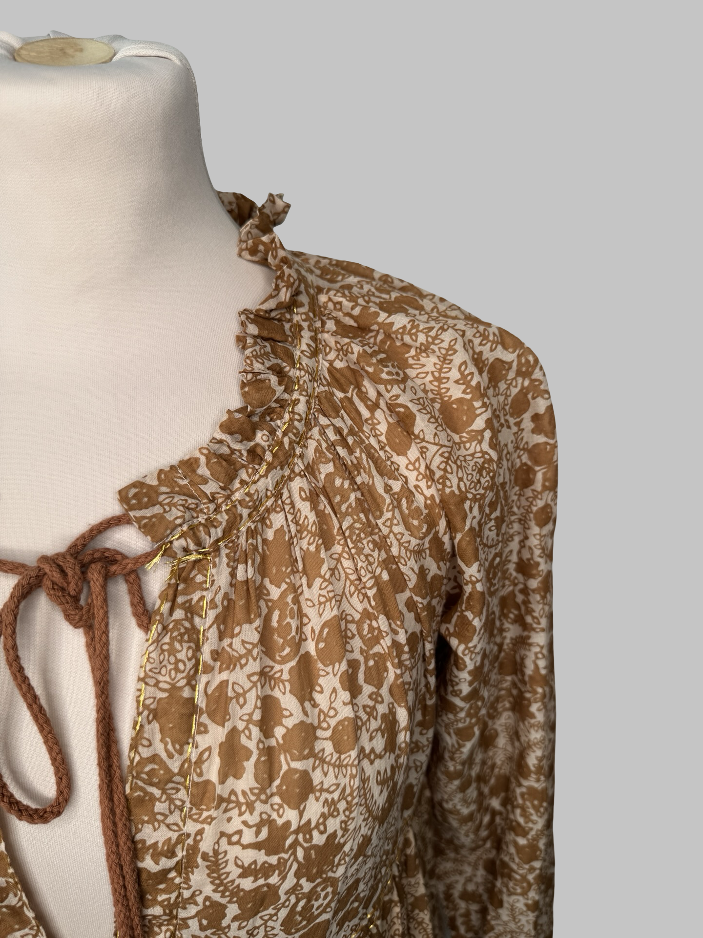 Robe Yvonne S