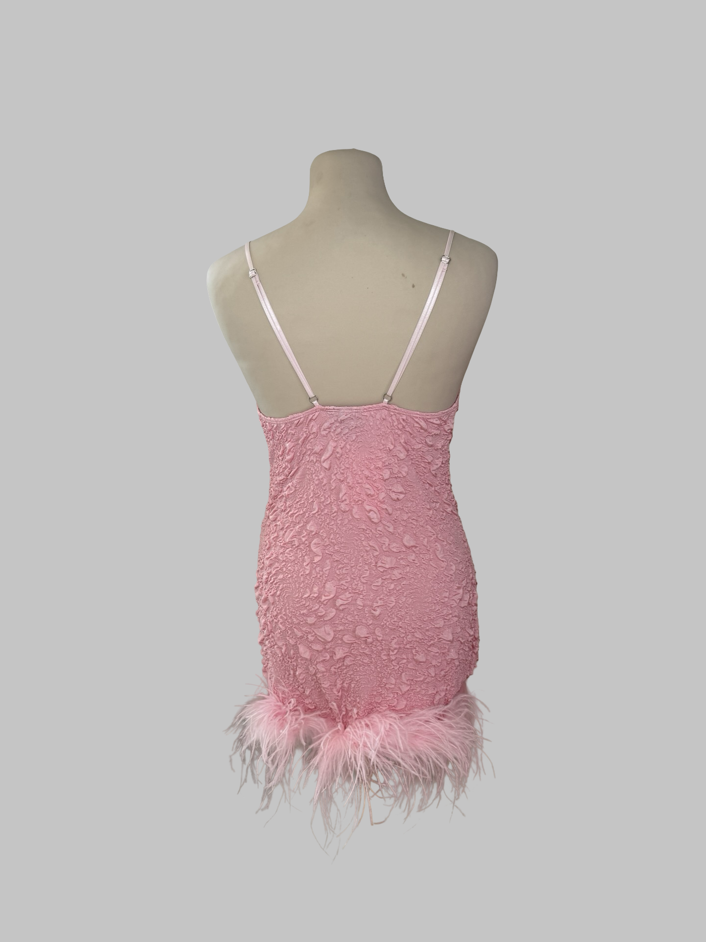 Robe Leslie Amon