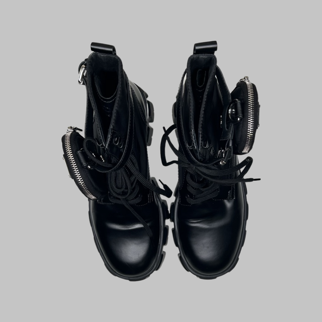 Boots Prada