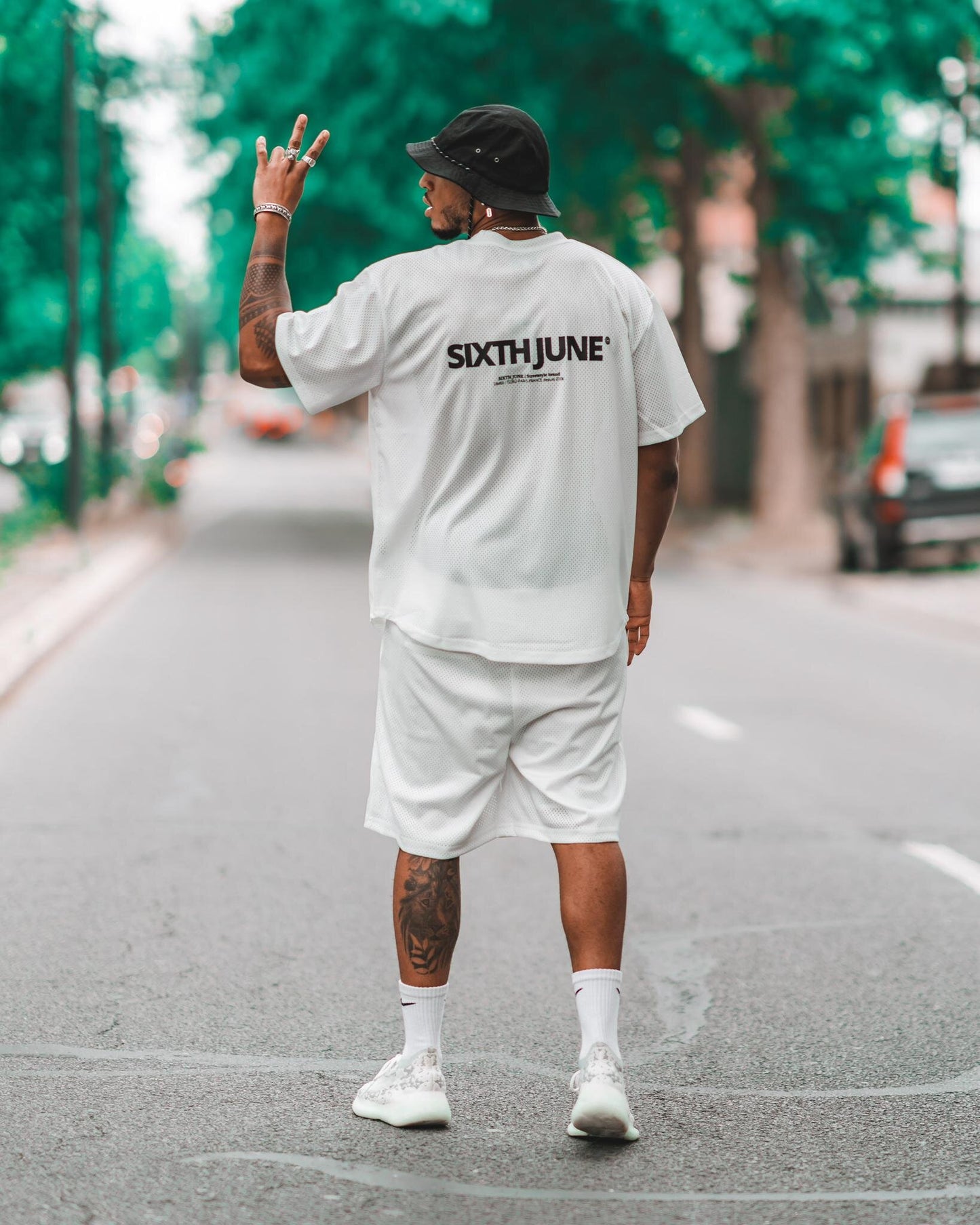 T-shirt Sixth June