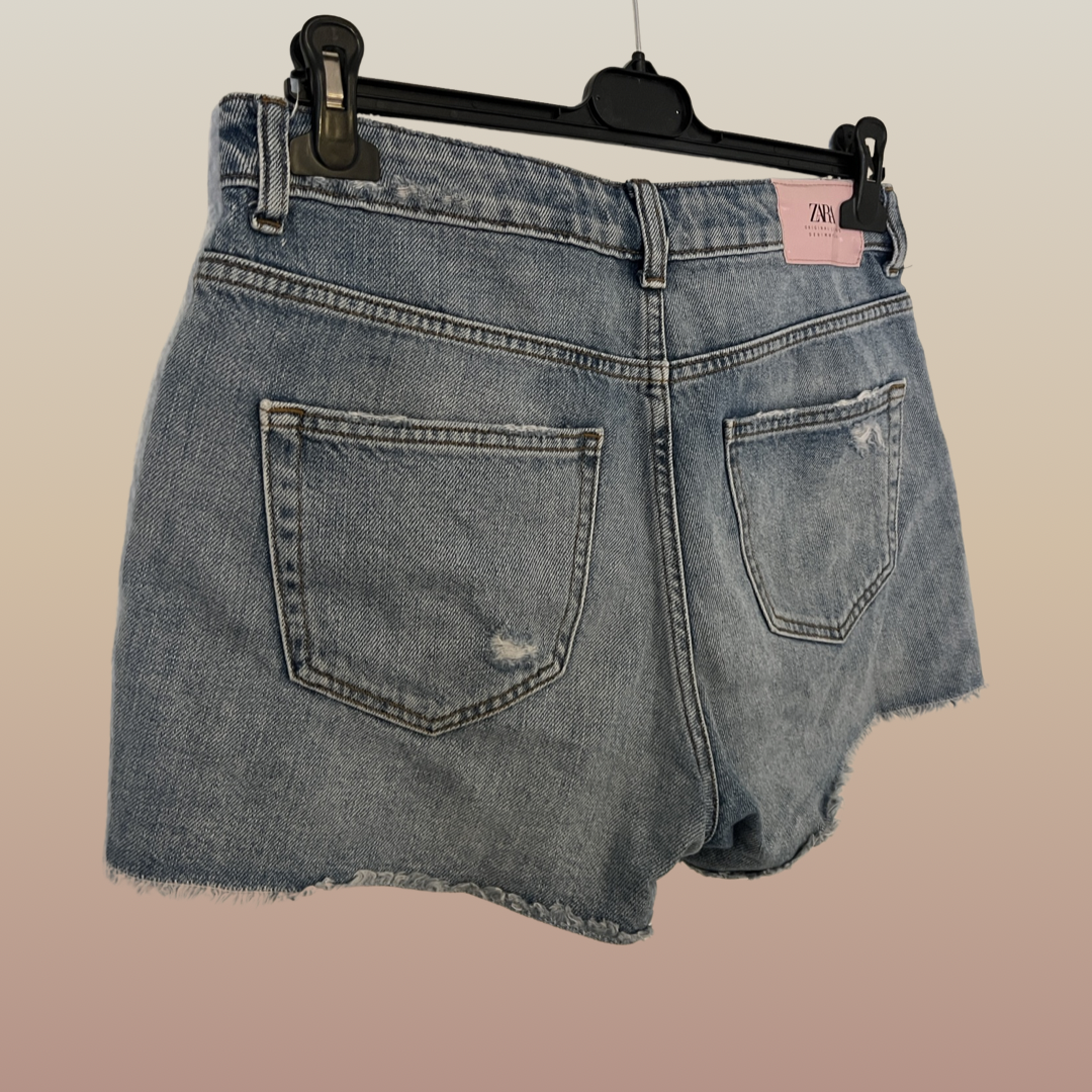 Short Zara