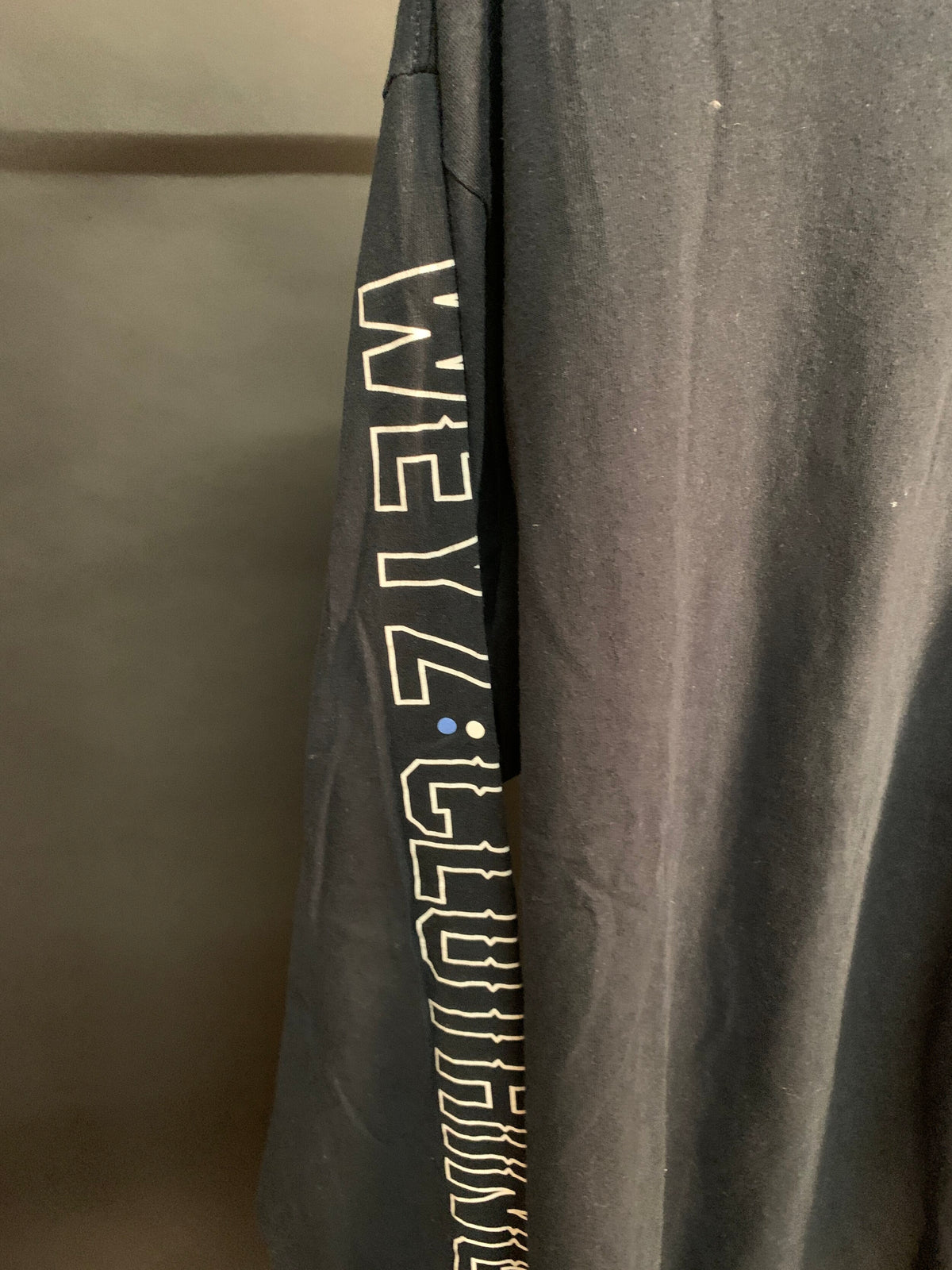 Pull Weyz clothing