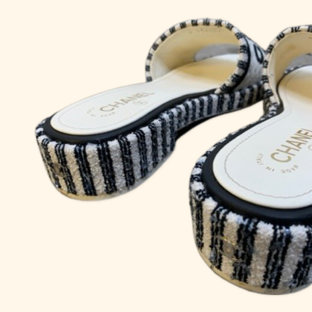 Mules Chanel