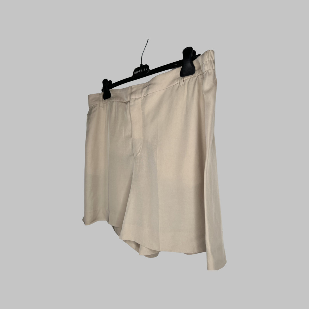 Short Zara