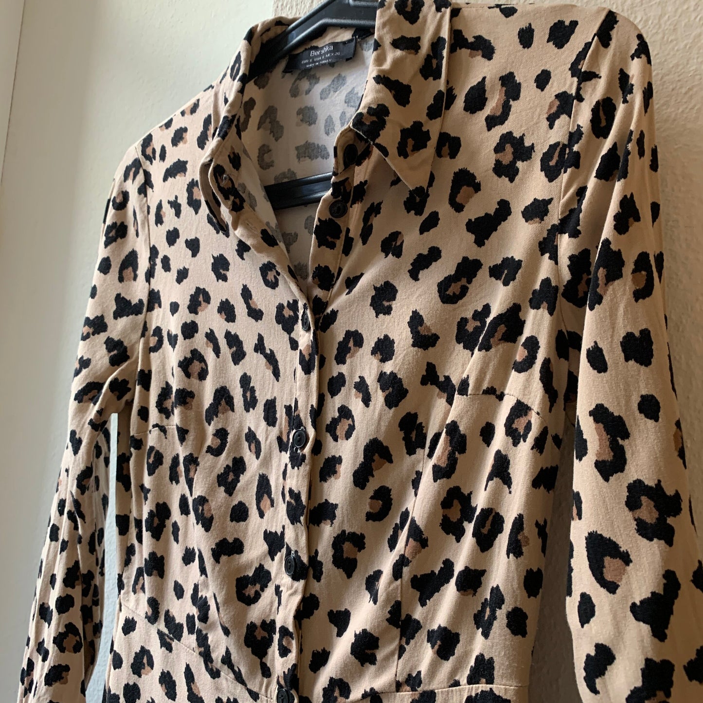Robe léopard Bershka
