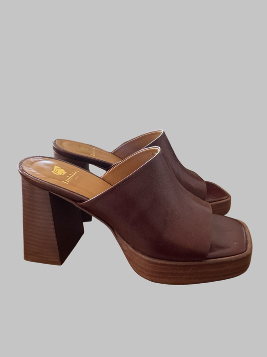 Mules Bobbies