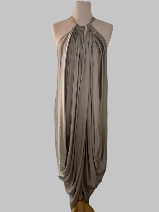Robe Ionna Kourbella
