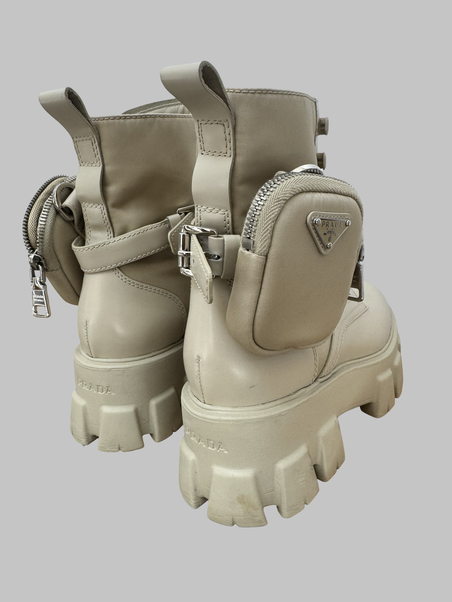 Boots Prada