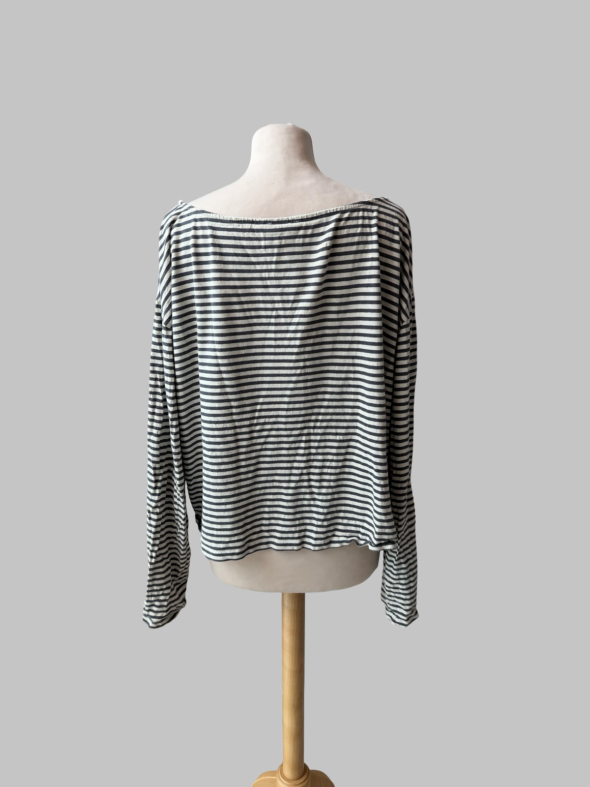 Pull Marie Von Berhens