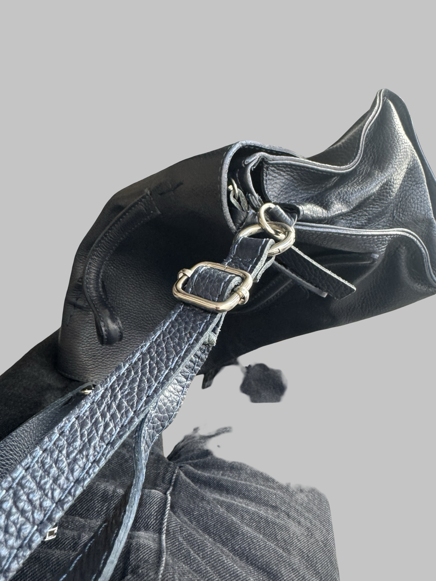 Sac marine en cuir