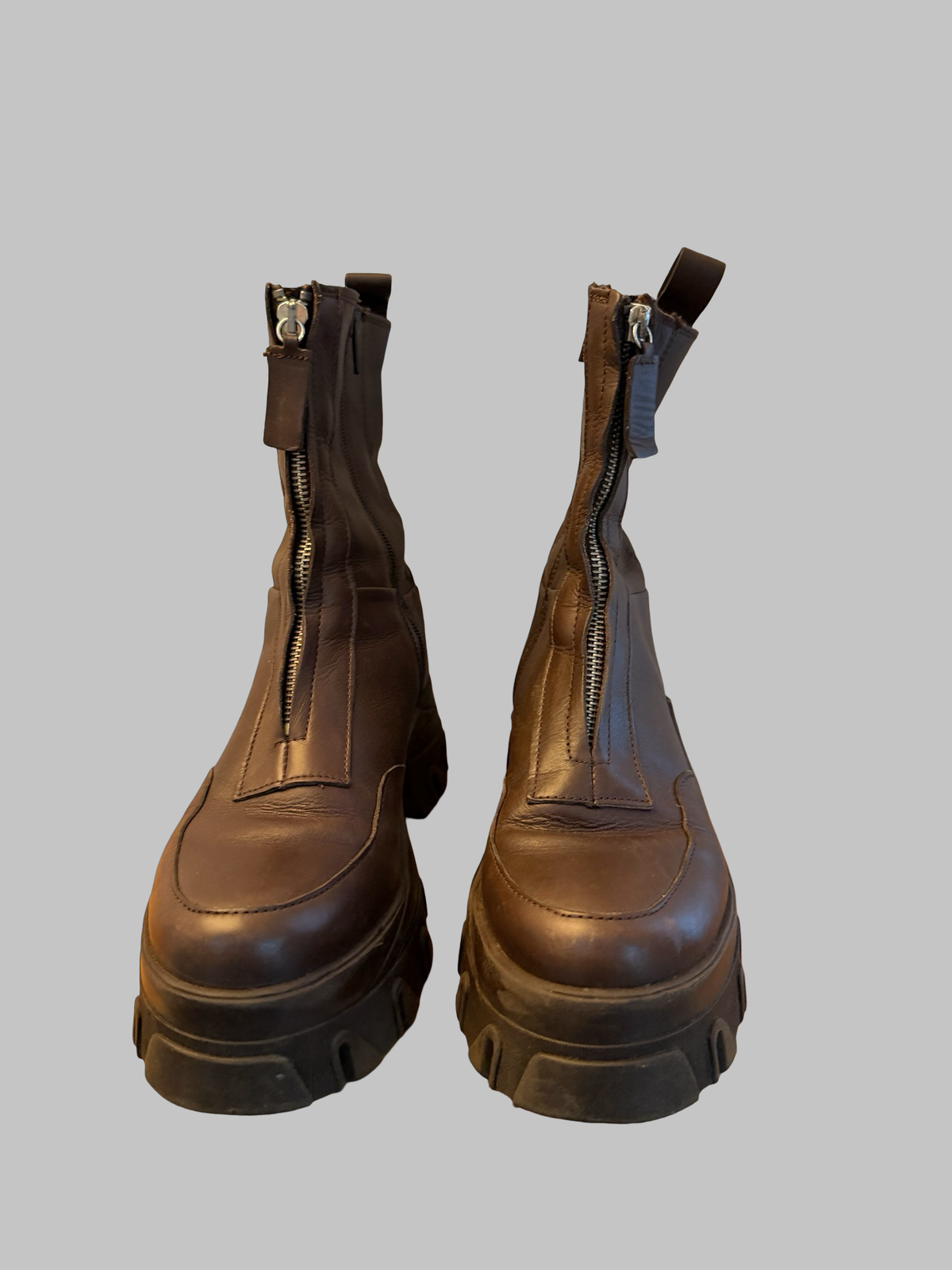 Boots Sacha
