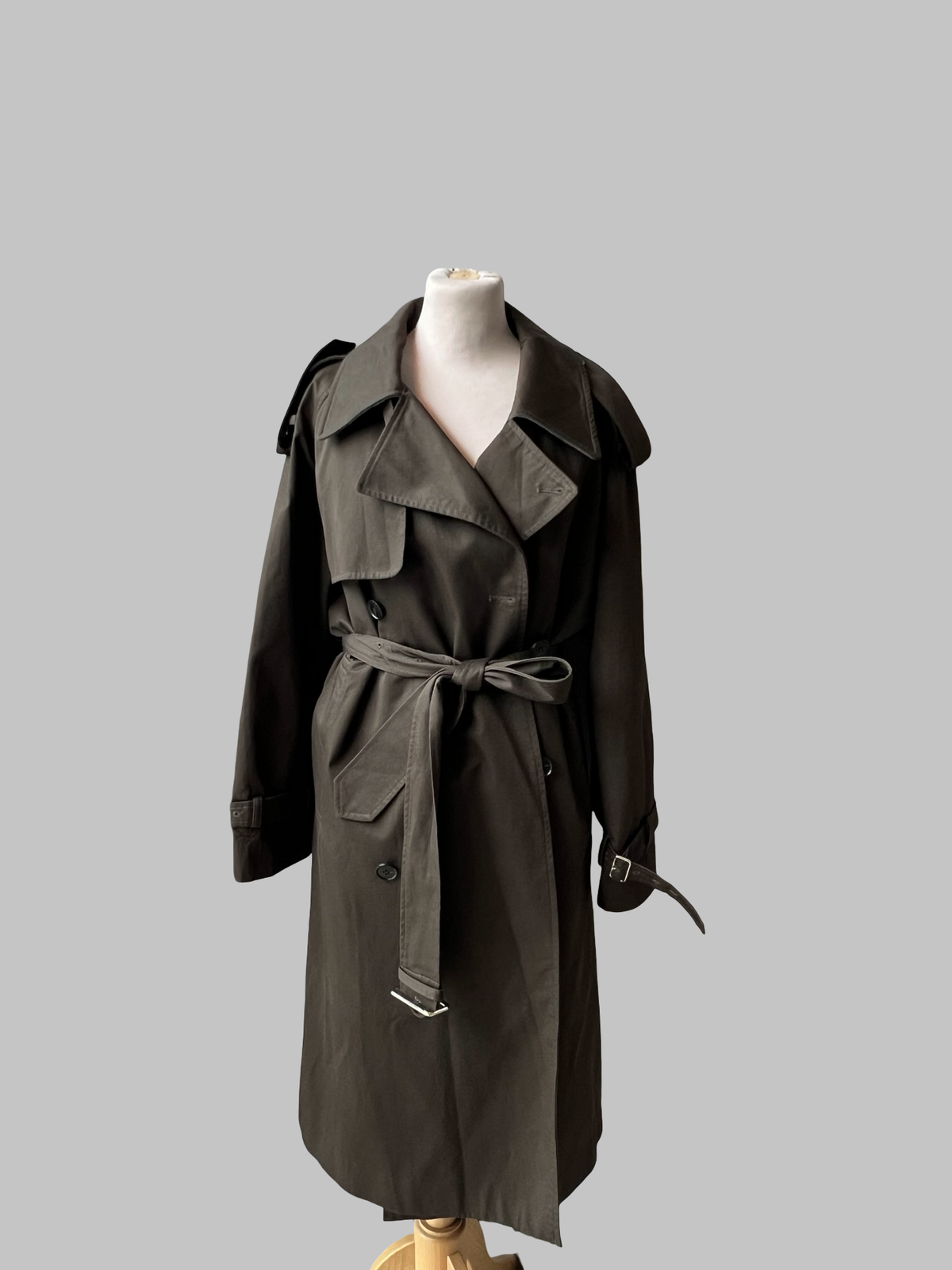 Trench Zhoumiao