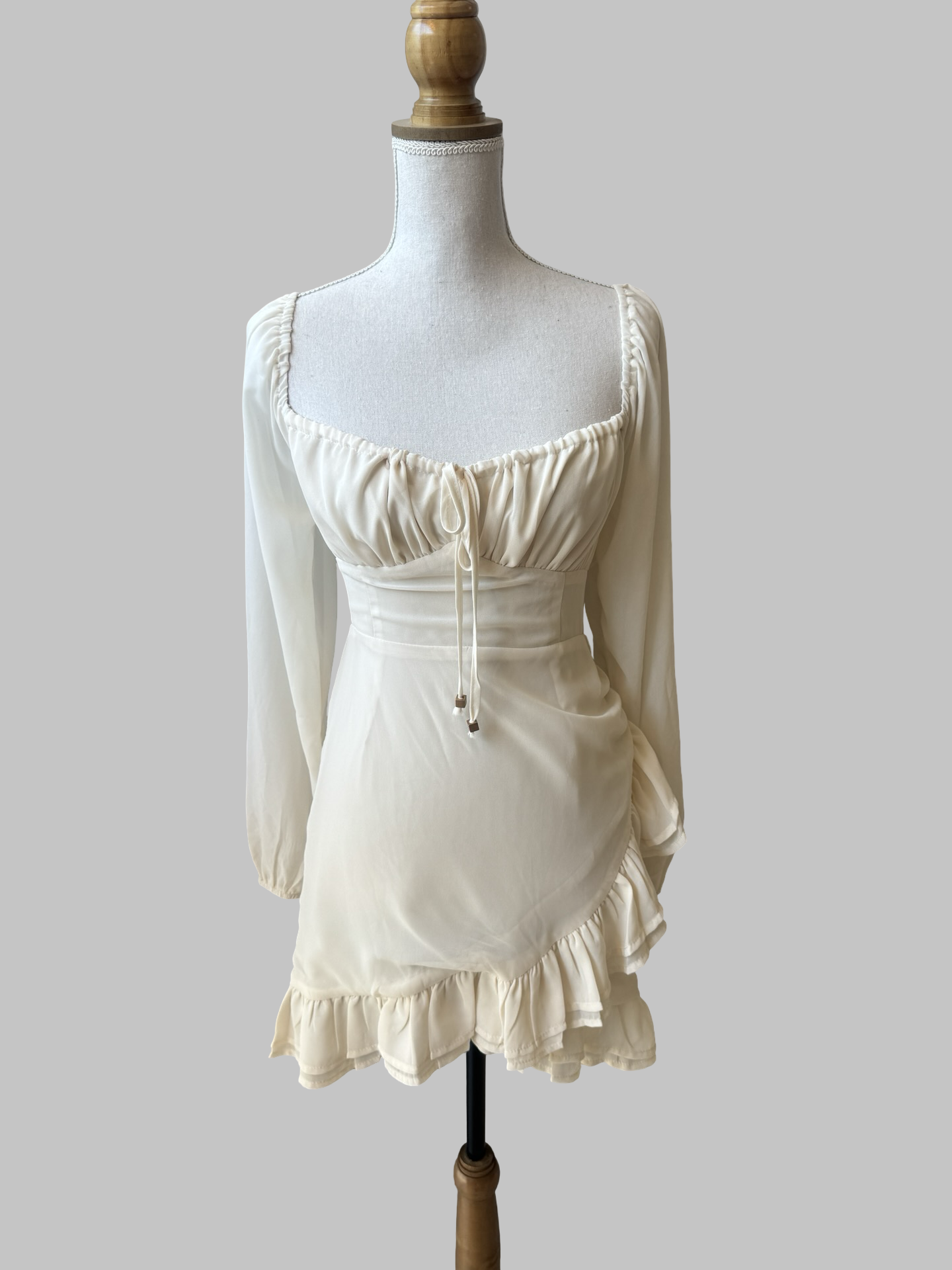 Robe ShowPo.