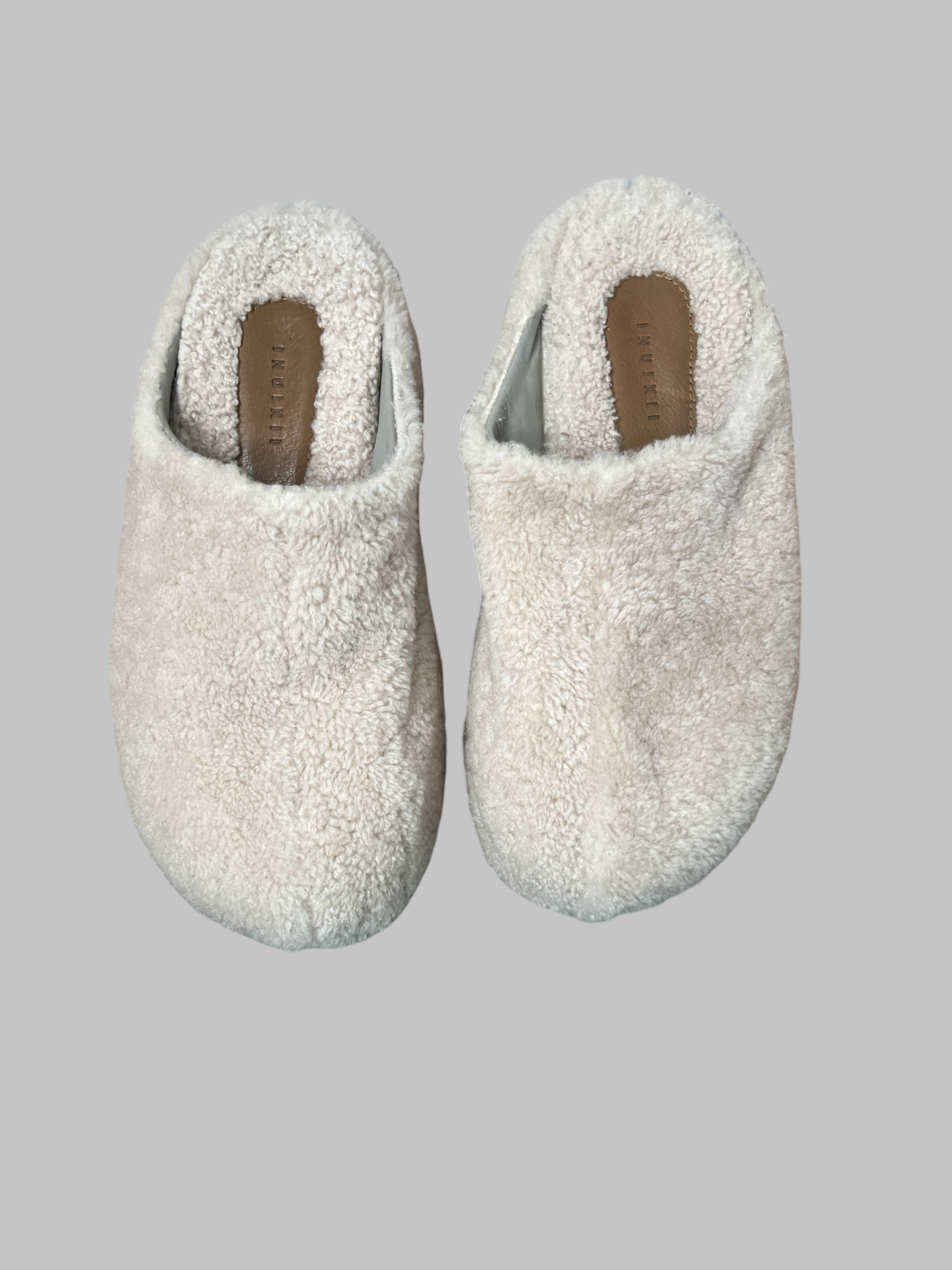 Slippers Inuikii