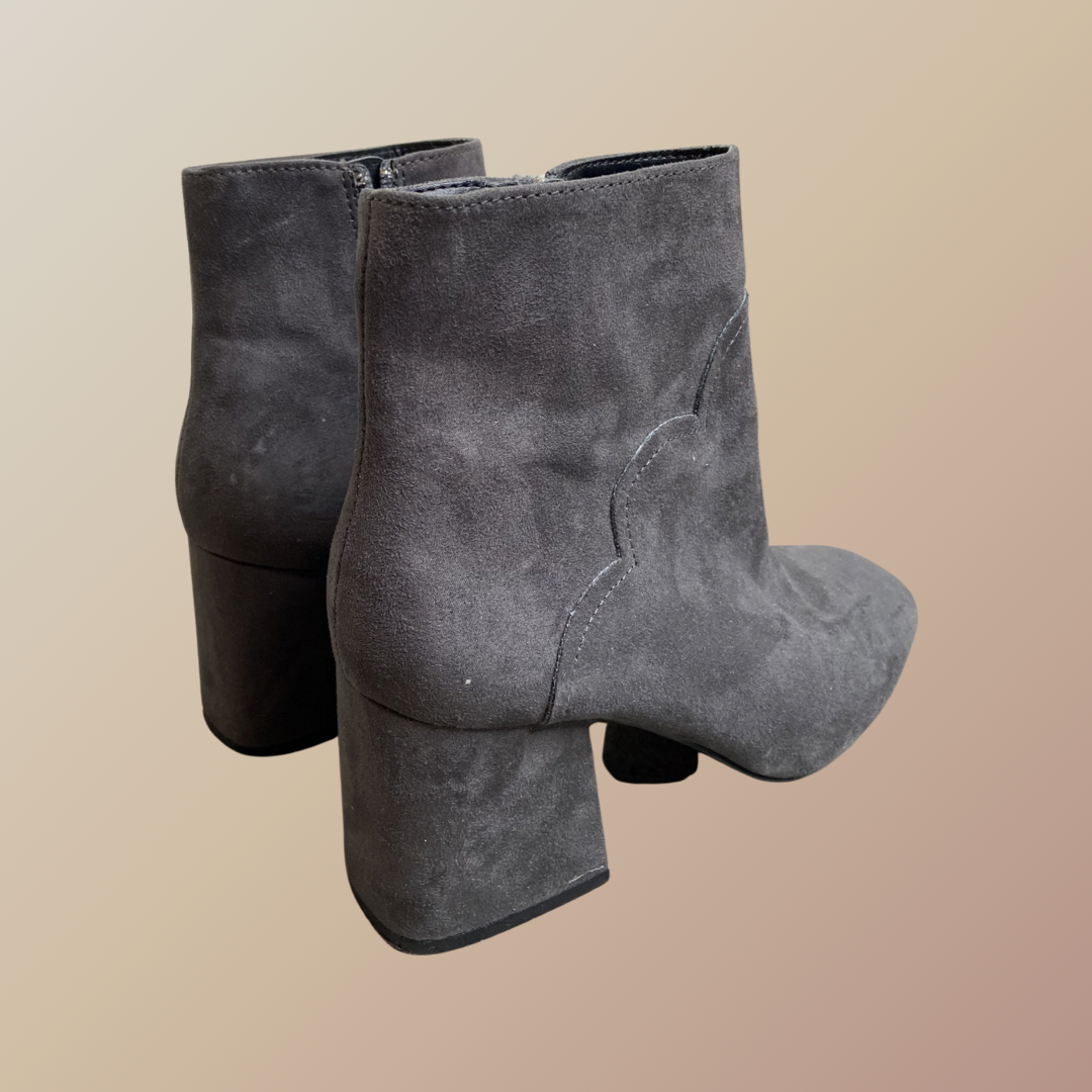 Boots Zara