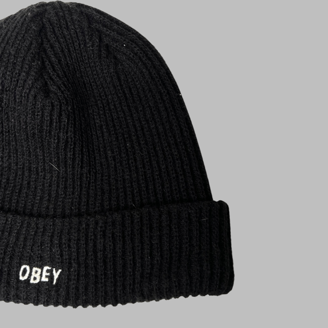 Bonnet Obey