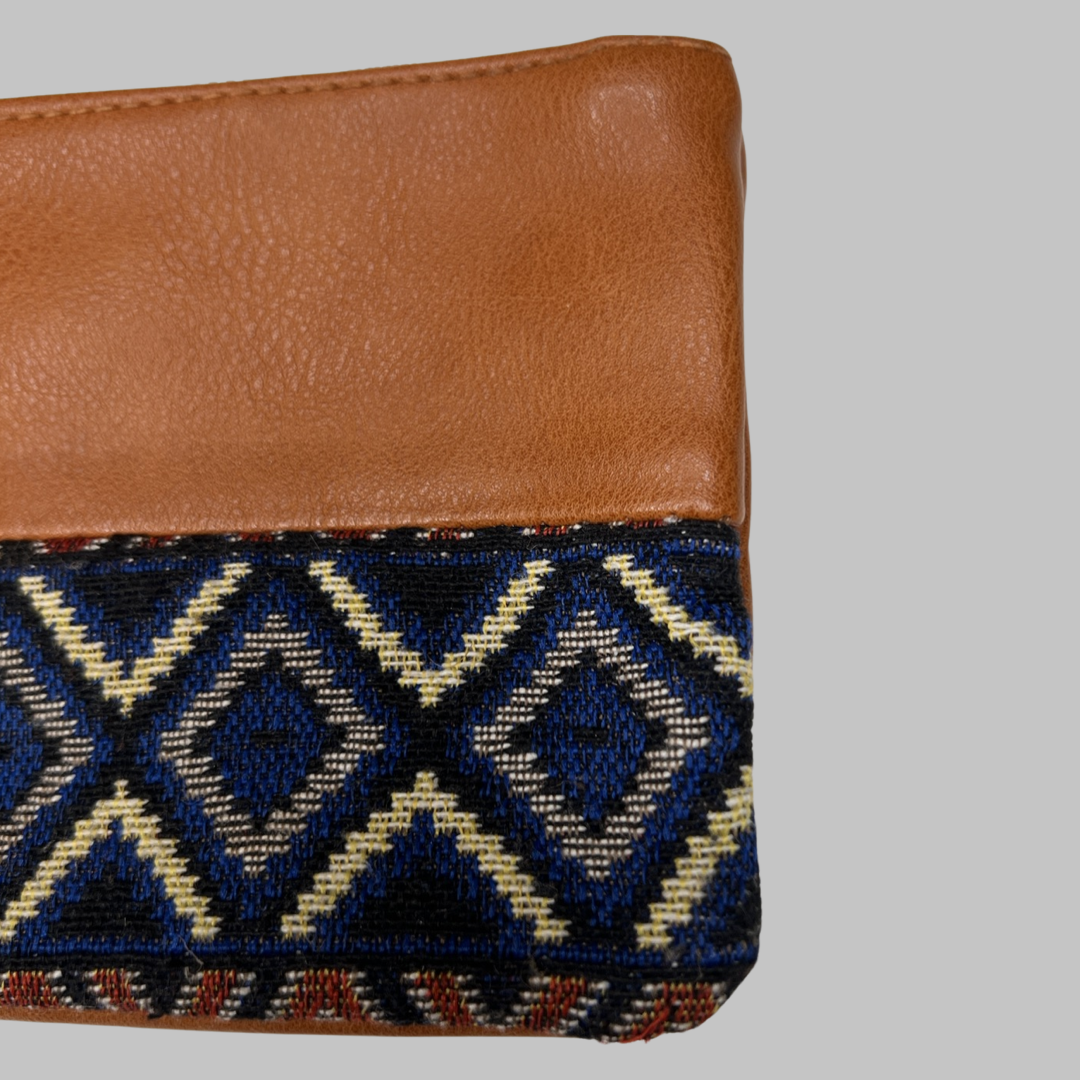 Pochette bershka discount